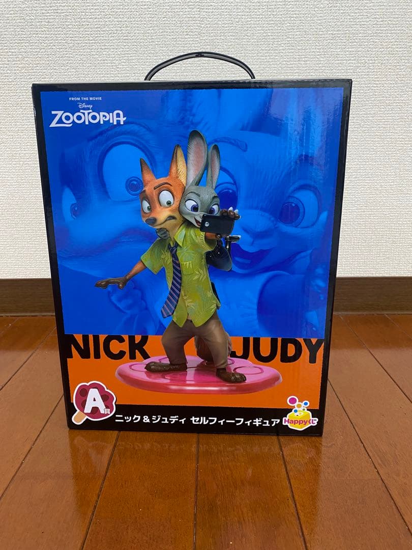 ズートピア ニック＆ジュディ セルフィーフィギュア - メルカリ