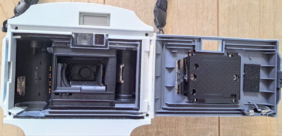 動作確認オリンパス エクリュ コンパクトフィルムカメラ電池入り