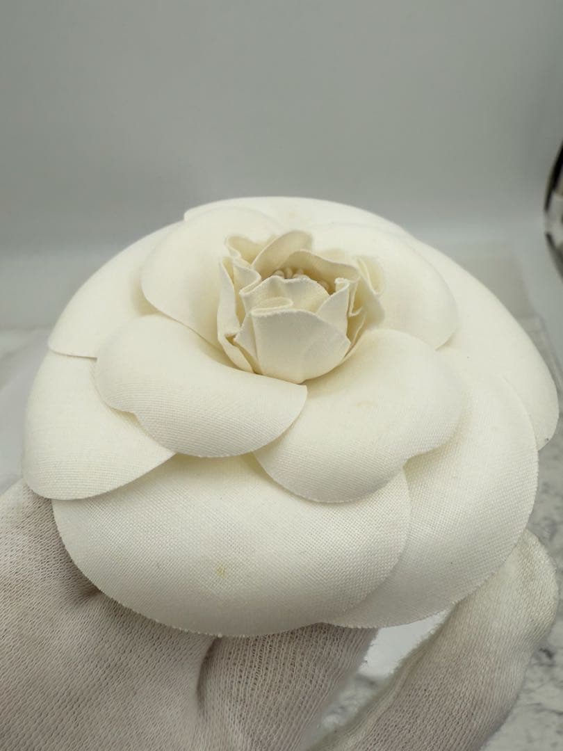 CHANEL シャネル カメリア フラワー コサージュ ブローチ 箱付 豆あり