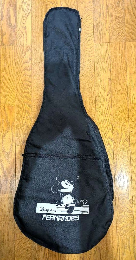 美品・限定品】ミッキー フェルナンデス ギター☆ディズニーストア限定