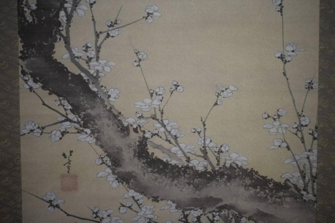 複製/葛飾北斎/白梅図/工芸/桐共箱付/布袋屋掛軸HF-595 - メルカリ