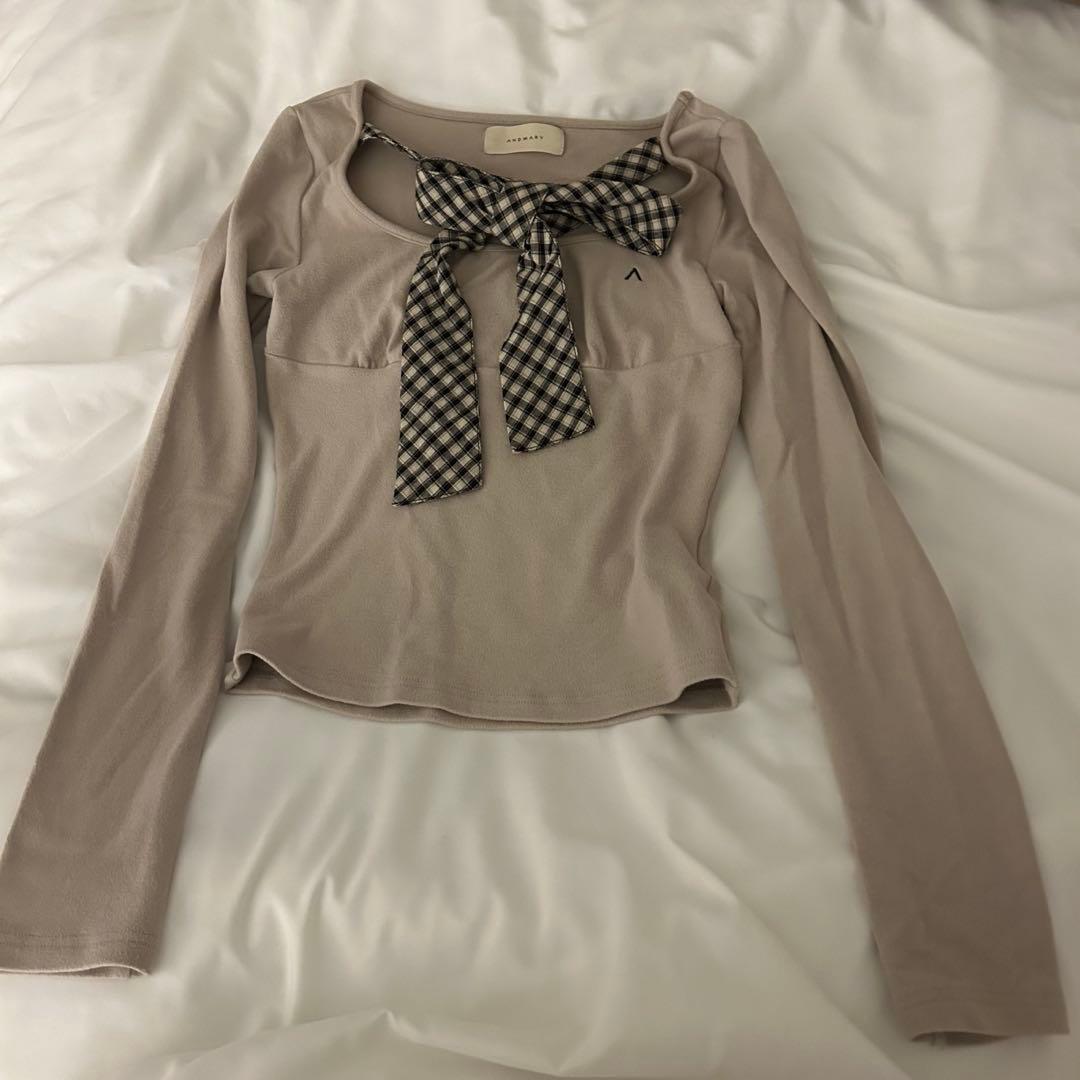 andmary Ami ribbon check tops beige - メルカリ