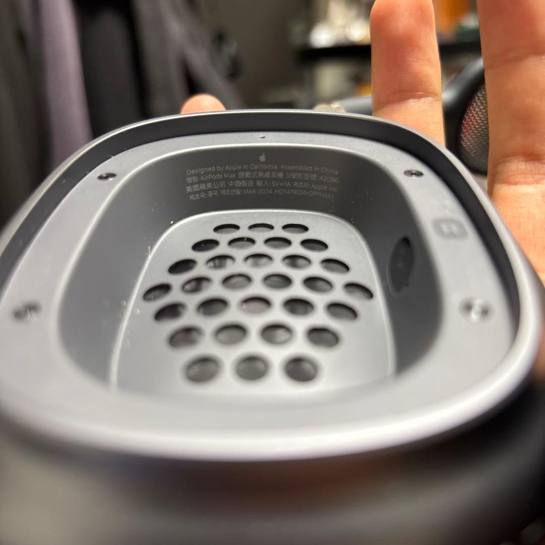 Apple AirPods Pro MAX 半沢直キ - メルカリ
