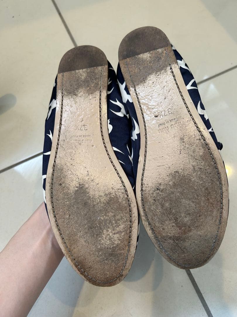 miu miu サテン フラットシューズ メリージェーン