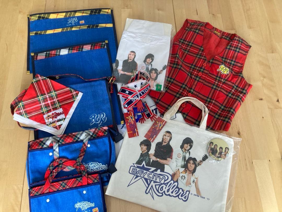 Bay City Rollers ベイシティローラーズ　ファンアイテムセット 2026年最新】ベイ・シティ・ローラーズの人気アイテム - メルカリ