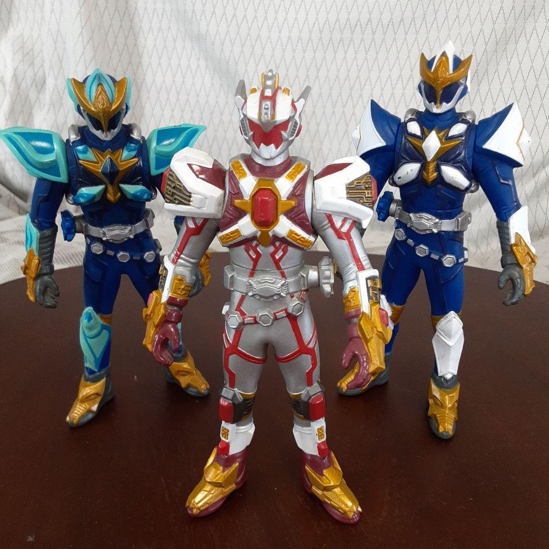 魔弾戦記リュウケンドー ソフビ 6体セット フィギュア - メルカリ