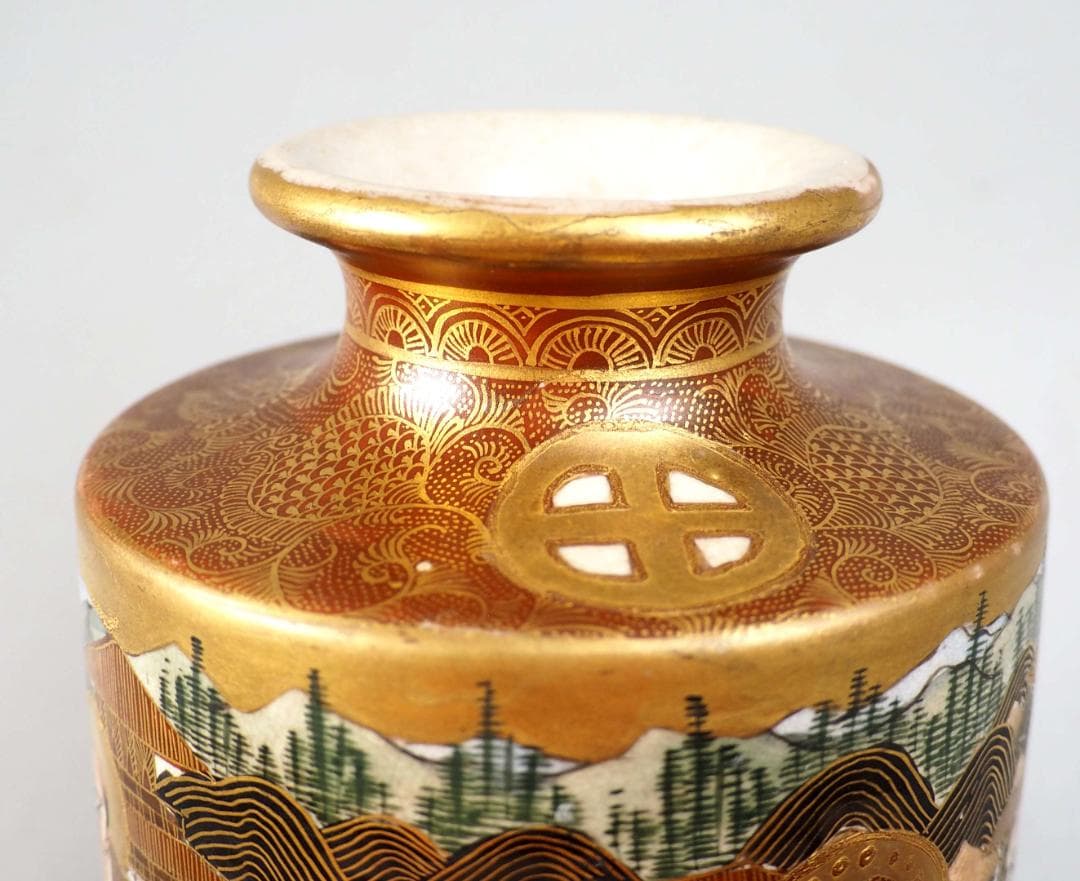 薩摩焼神戸大日本長州山 高浮彫羅漢 龍女 底部に在銘 明治輸出 里帰り