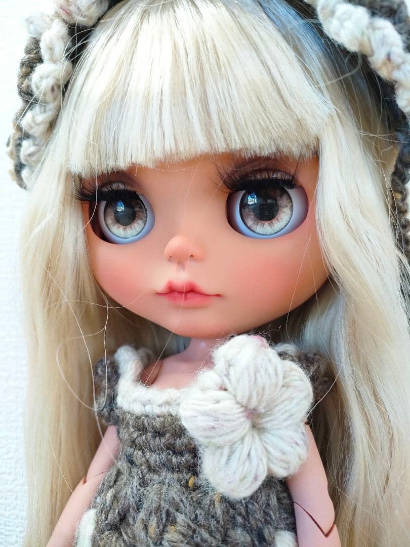 アイシードール カスタムドール ブロンド髪 青い目 - メルカリ