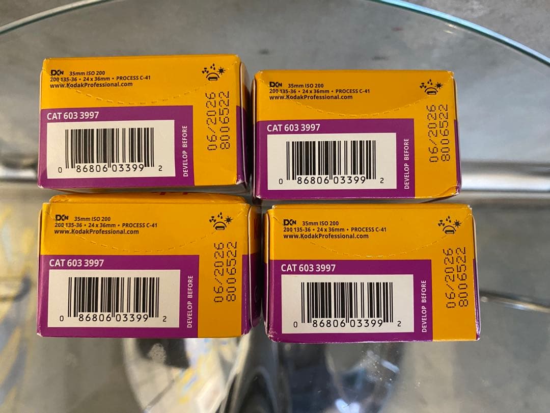 CONTAX T2 & Kodak Gold 36 × 4個のセット 電池おまけ