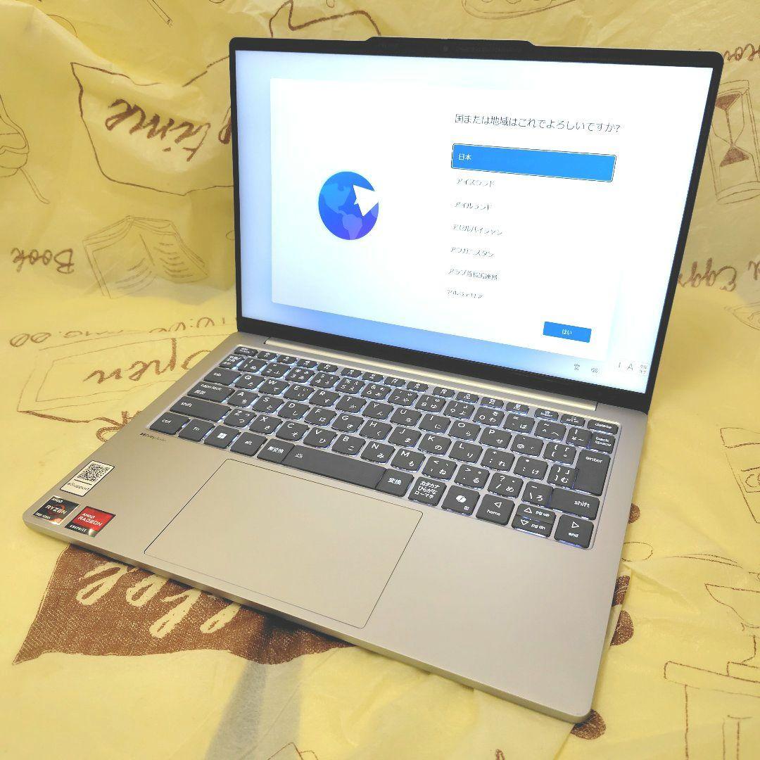 未使用 Lenovo■ RAM16GB SSD512 GB 1.15kg