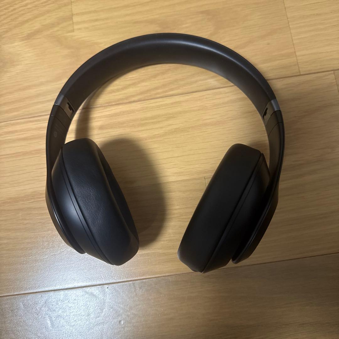 ヘッドホン Beats Studio Pro Amazon.com: Beats Studio Pro - Premium Wireless Over-Ear