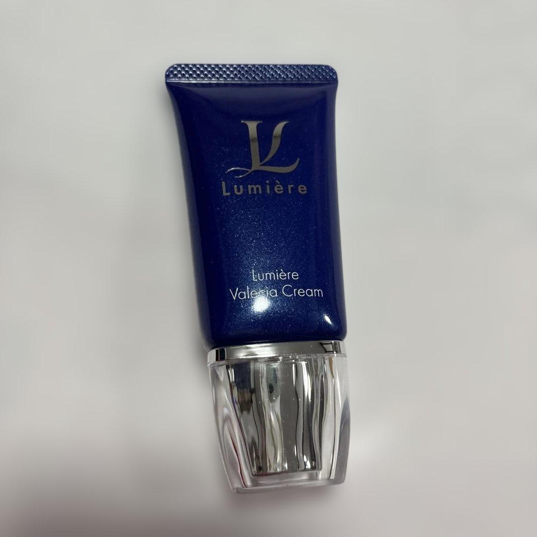 Lumière Valecia Cream 22g - メルカリ