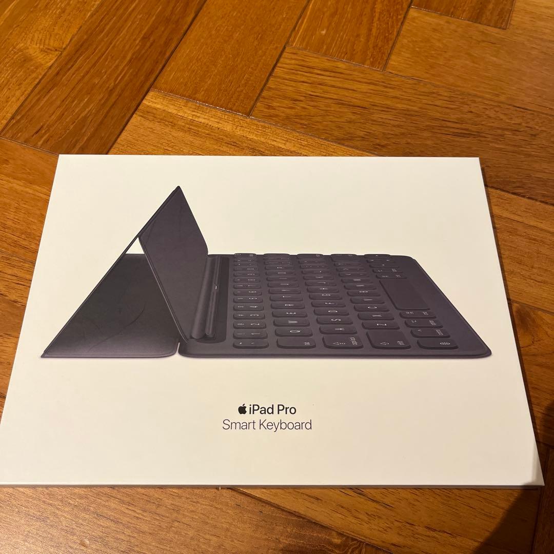 【美品】 Apple iPad Smart Keyboard A1829 Genuine Apple iPad Pro 10.5” inch Smart Keyboard Model A1829, Not
