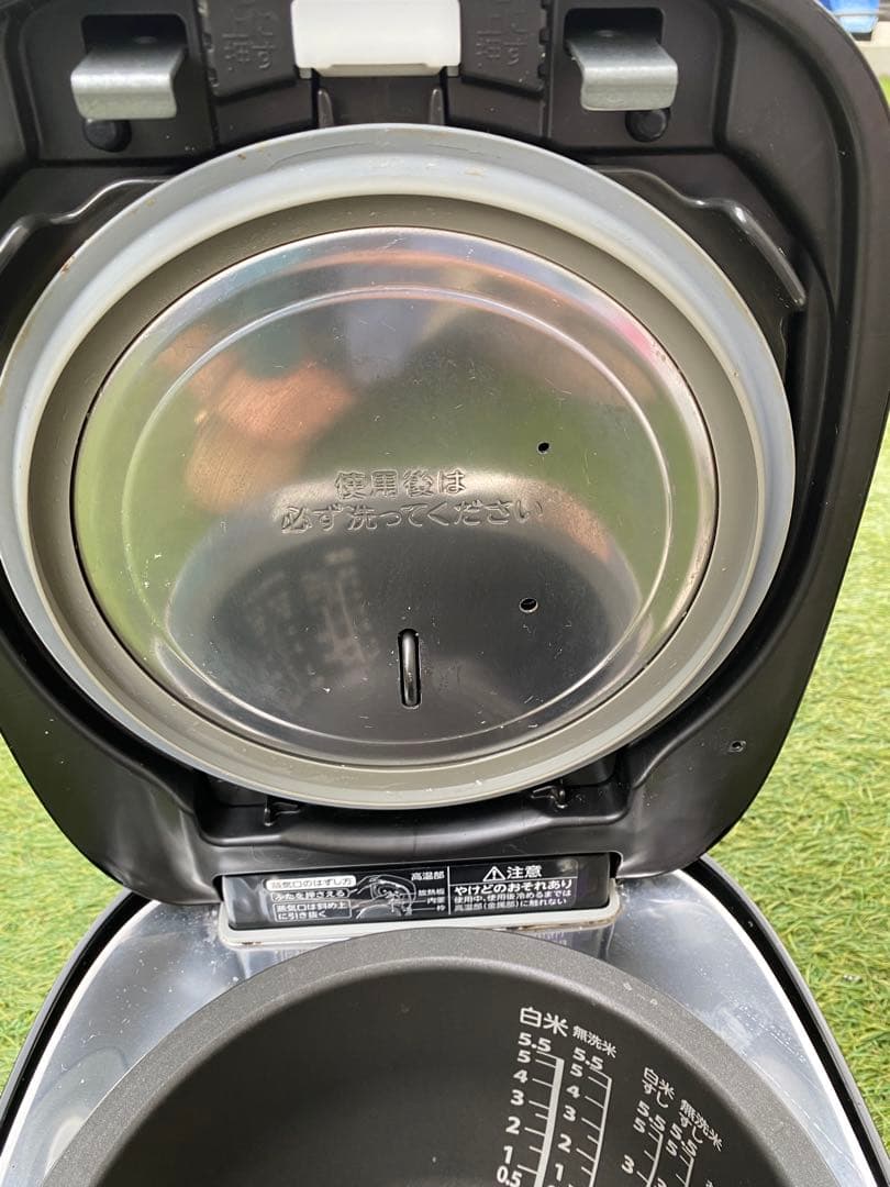TOSHIBA RC-10VXR 1.0L 東芝真空圧力IHジャー炊飯器