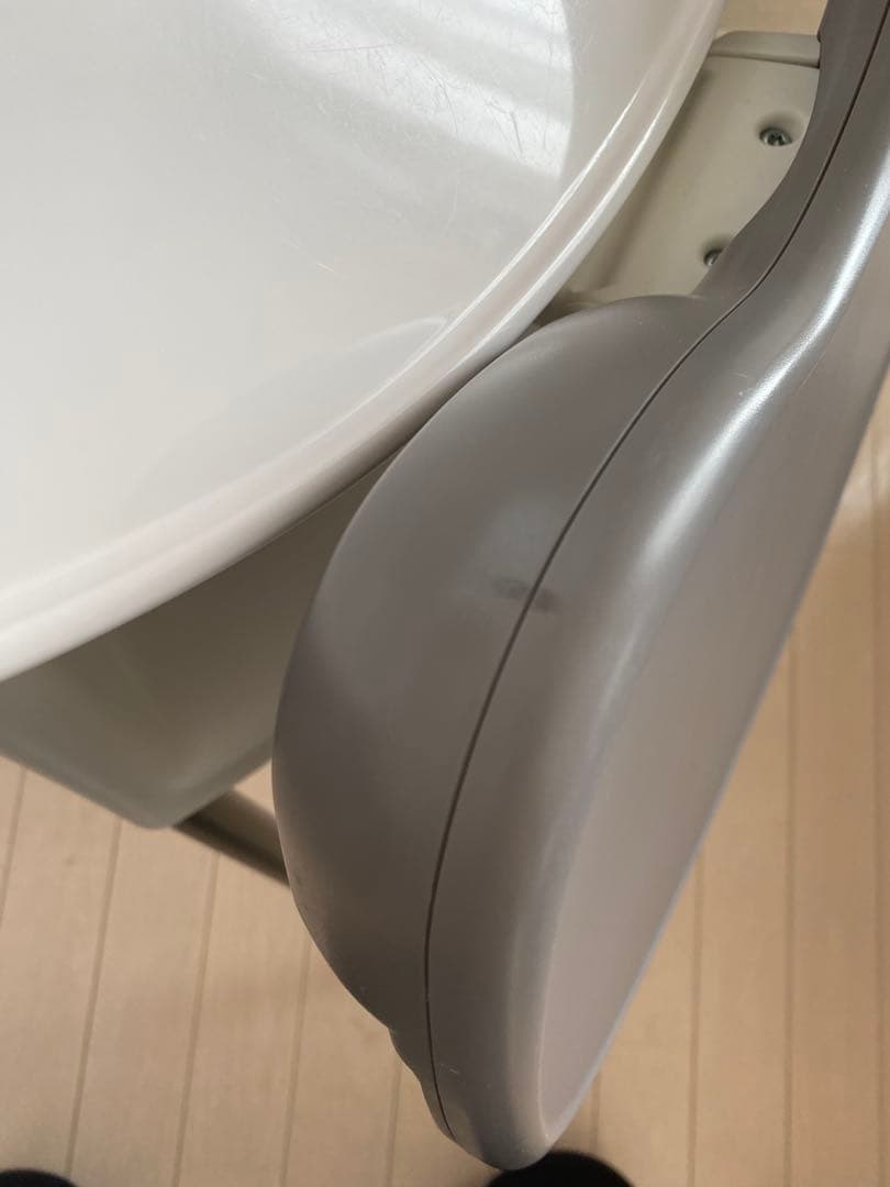 脚グレー色 babybjorn ベビーチェア ハイチェア 脚グレー色 ハイチェア