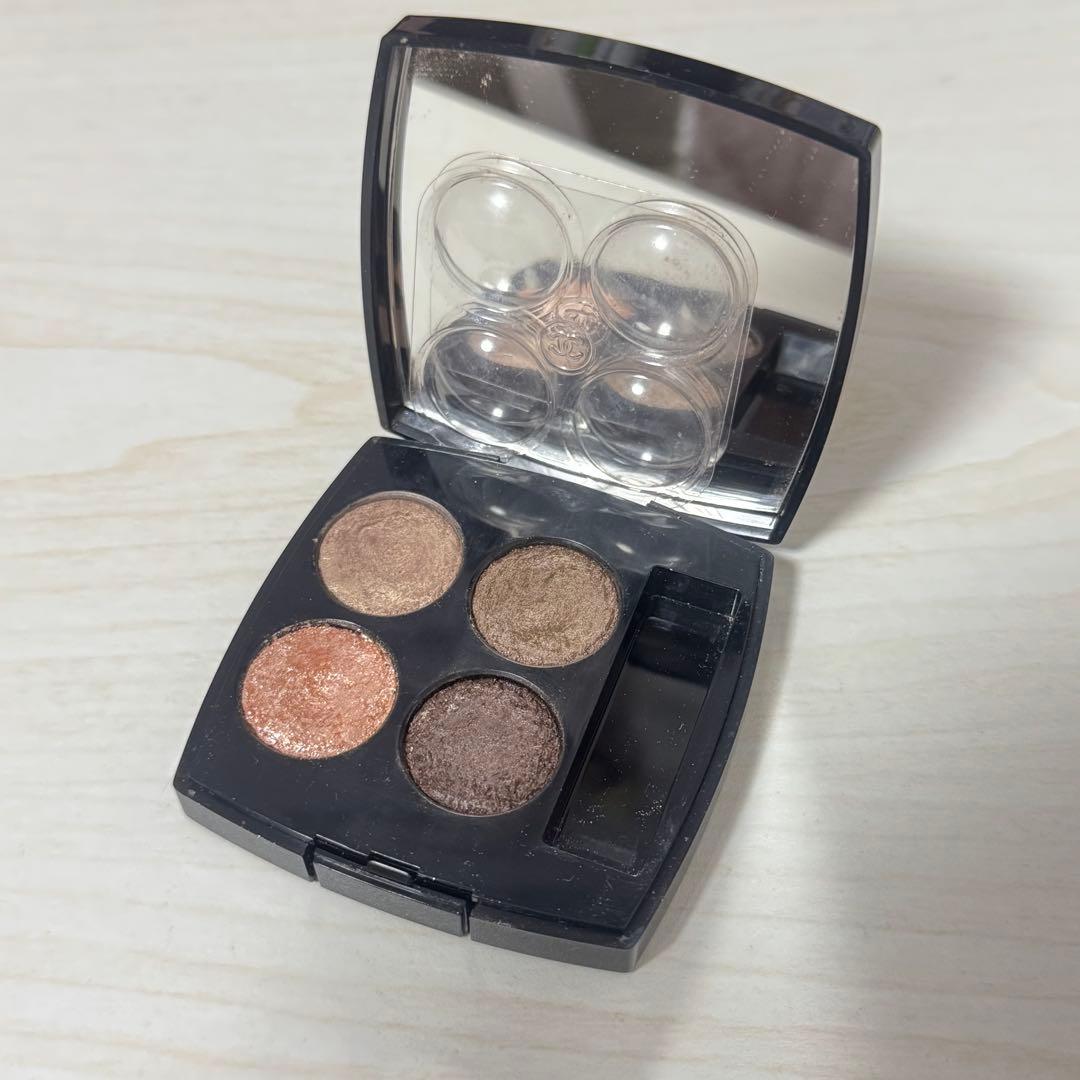 CHANEL レ キャトル オンブル ツイード04 ツイード ブラン エ ローズ