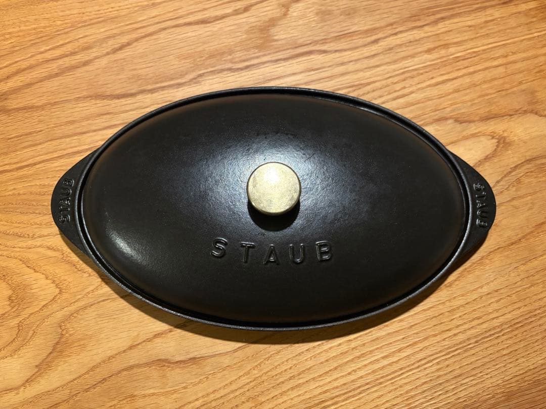 STAUB シャローオーバルホットプレート31センチ 楽天市場】STAUB フィッシュ ホットプレート 31センチ 黒 シャロー