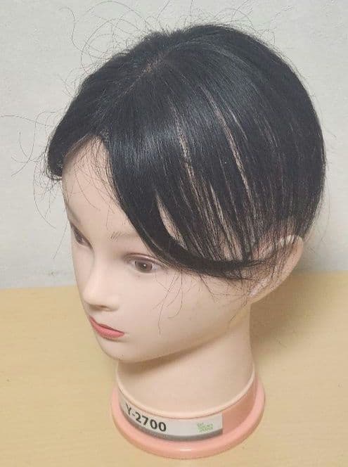 ユキ　ショートウィッグ 　トップピース　自然色　人工頭皮付き　④ マシンメイド人毛100%トップヘアピース 分け目タイプ（ポイント/医療用