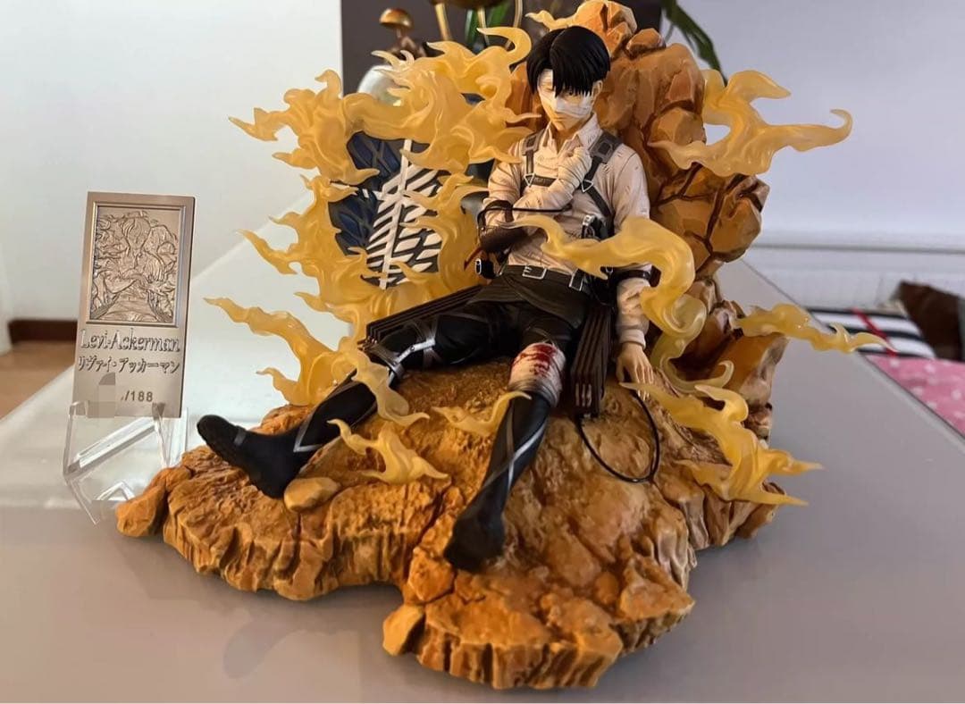 進撃の巨人 リヴァイ・アッカーマン ガレージキット ガレキ スタチュー