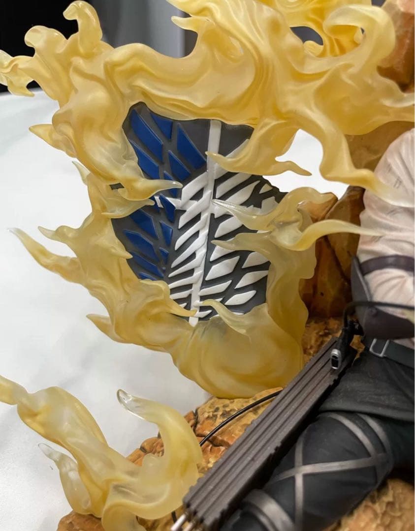 進撃の巨人 リヴァイ・アッカーマン ガレージキット ガレキ スタチュー