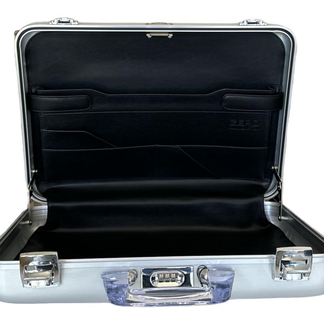 ゼロハリバートン クリアハンドル アタッシュケース - メルカリ