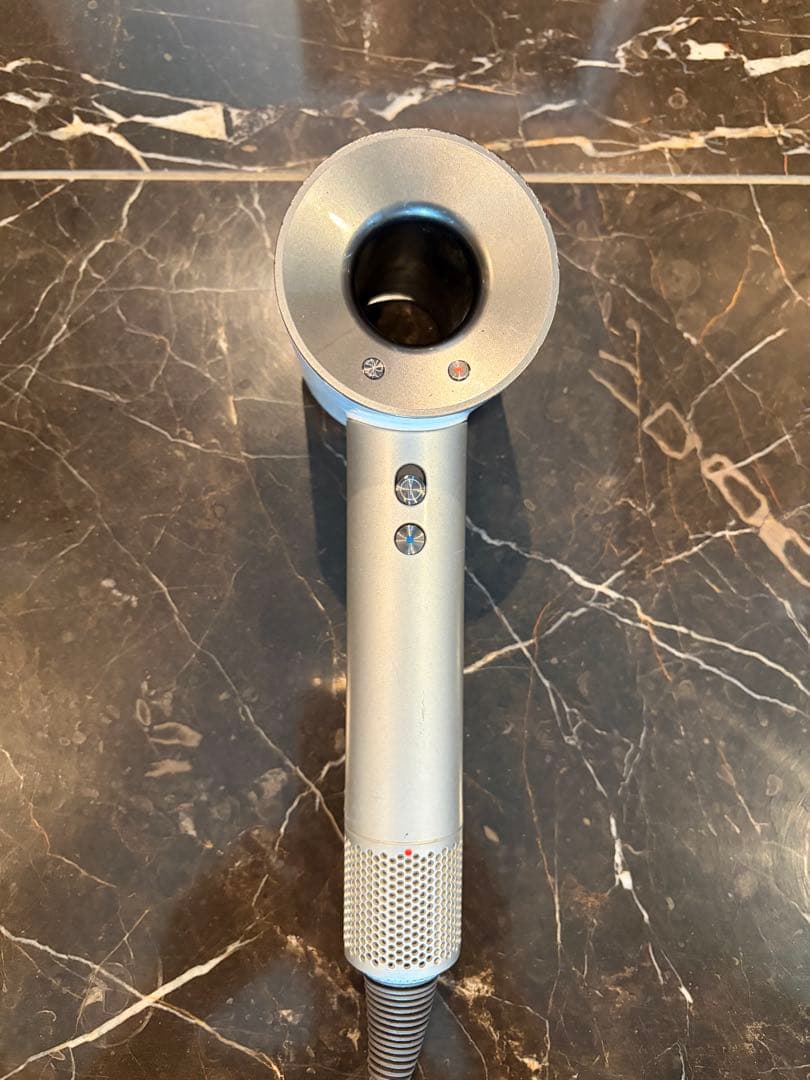 Dyson Supersonic ヘアドライヤー ホワイトシルバー【ジャンク品