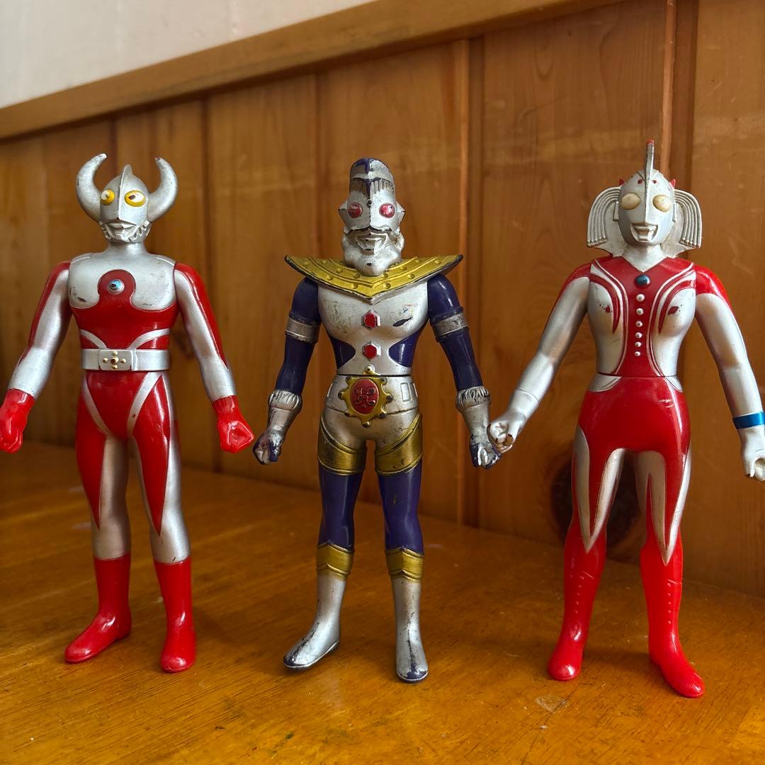 ウルトラマンキングソフビ - メルカリ