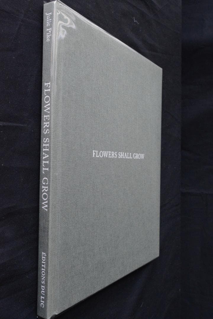 Julie Pike：FLOWERS SHALL GROW☆大幅に値下げしました - メルカリ