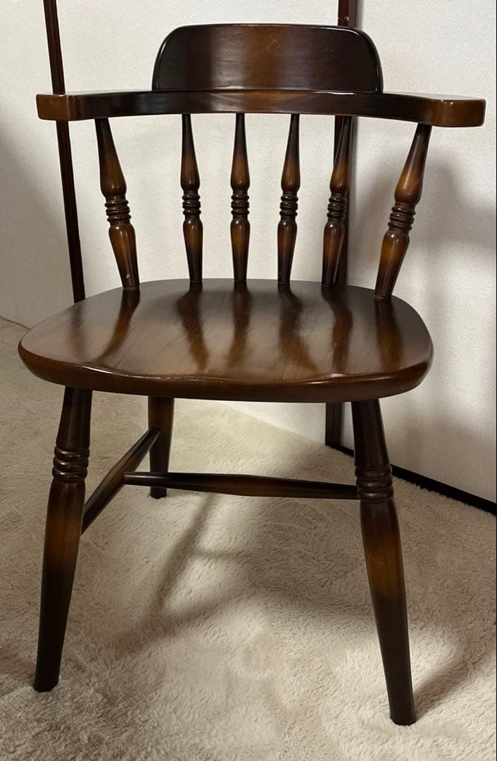 飛騨産業キツツキマーク ダイニングチェア③ - メルカリ