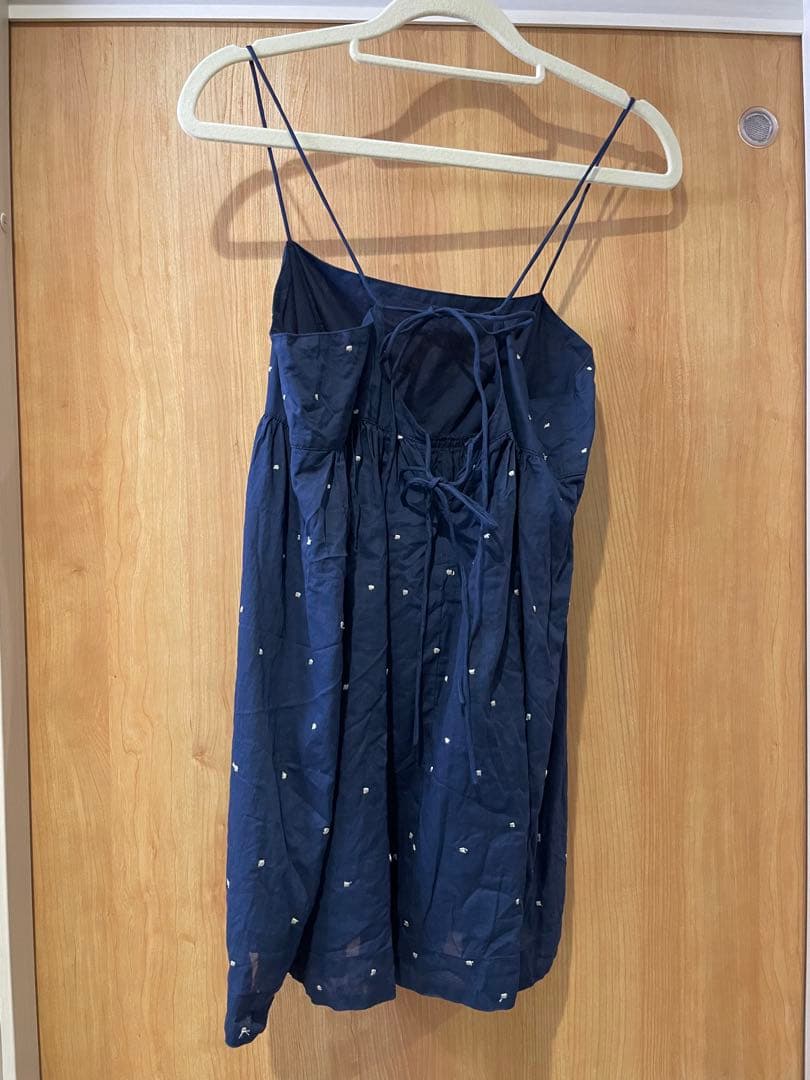 スローブイエナ ドット刺しゅうキャミソールドット刺しゅう