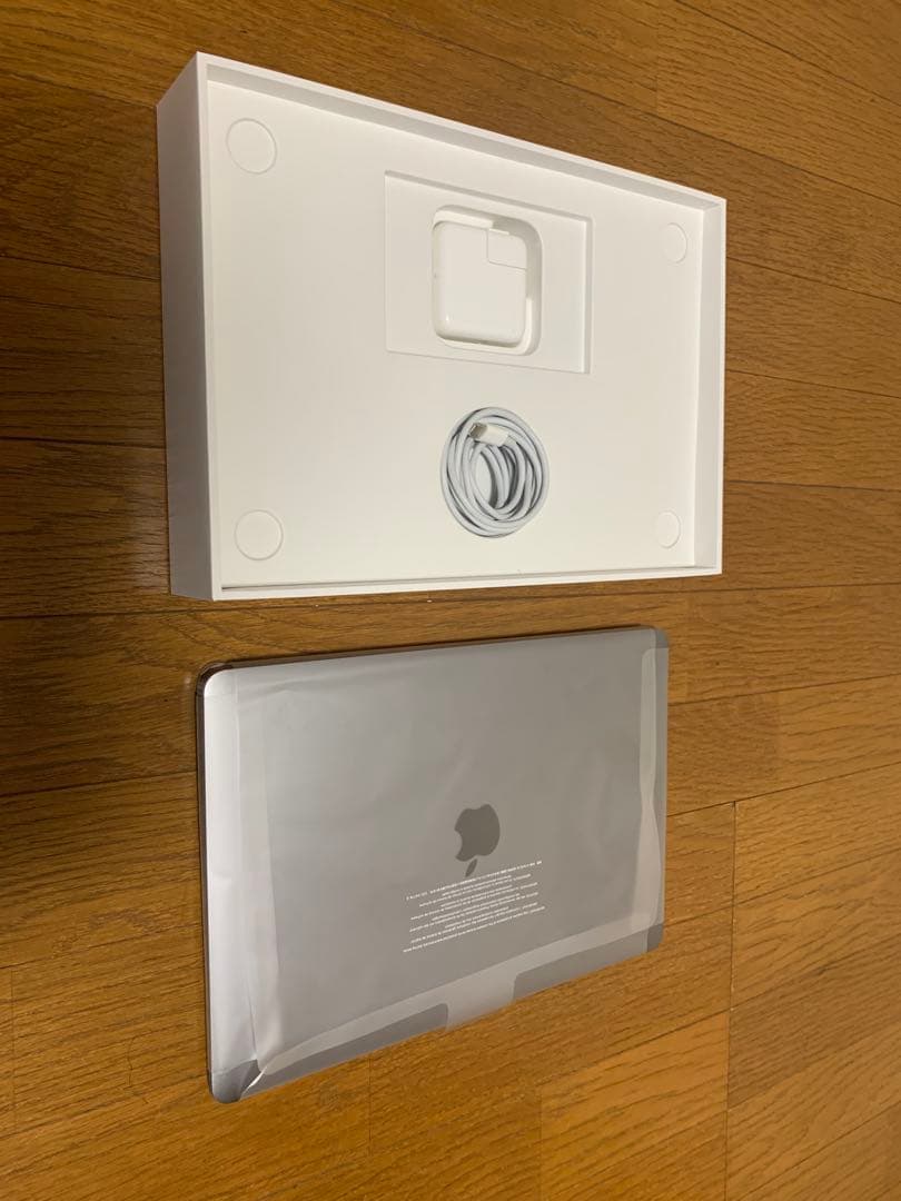 MacBook本体 Apple MacBook Air M1 16GB 256GB Amazon.com: Late 2020 Apple MacBook Air with Apple M1 Chip (13.3