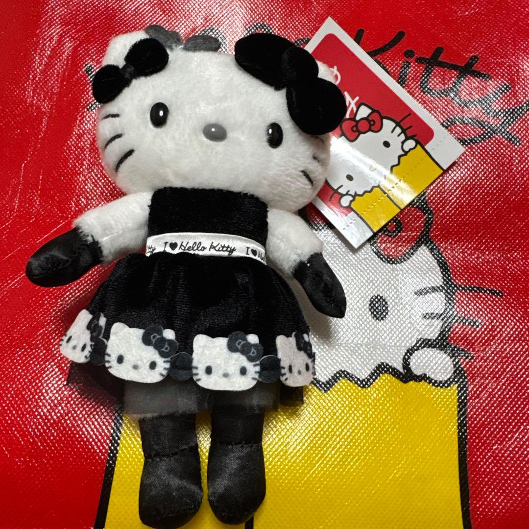 ハローキティ展 モノトーンドレス マスコットキーホルダー - メルカリ