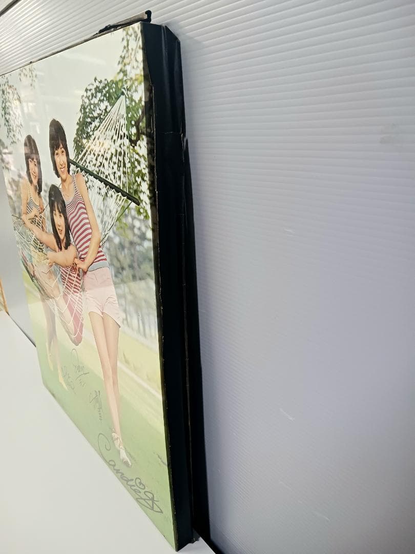 昭和レトロ！当時物『キャンディーズ』木製 ポスターパネル 57×49×2.5cm