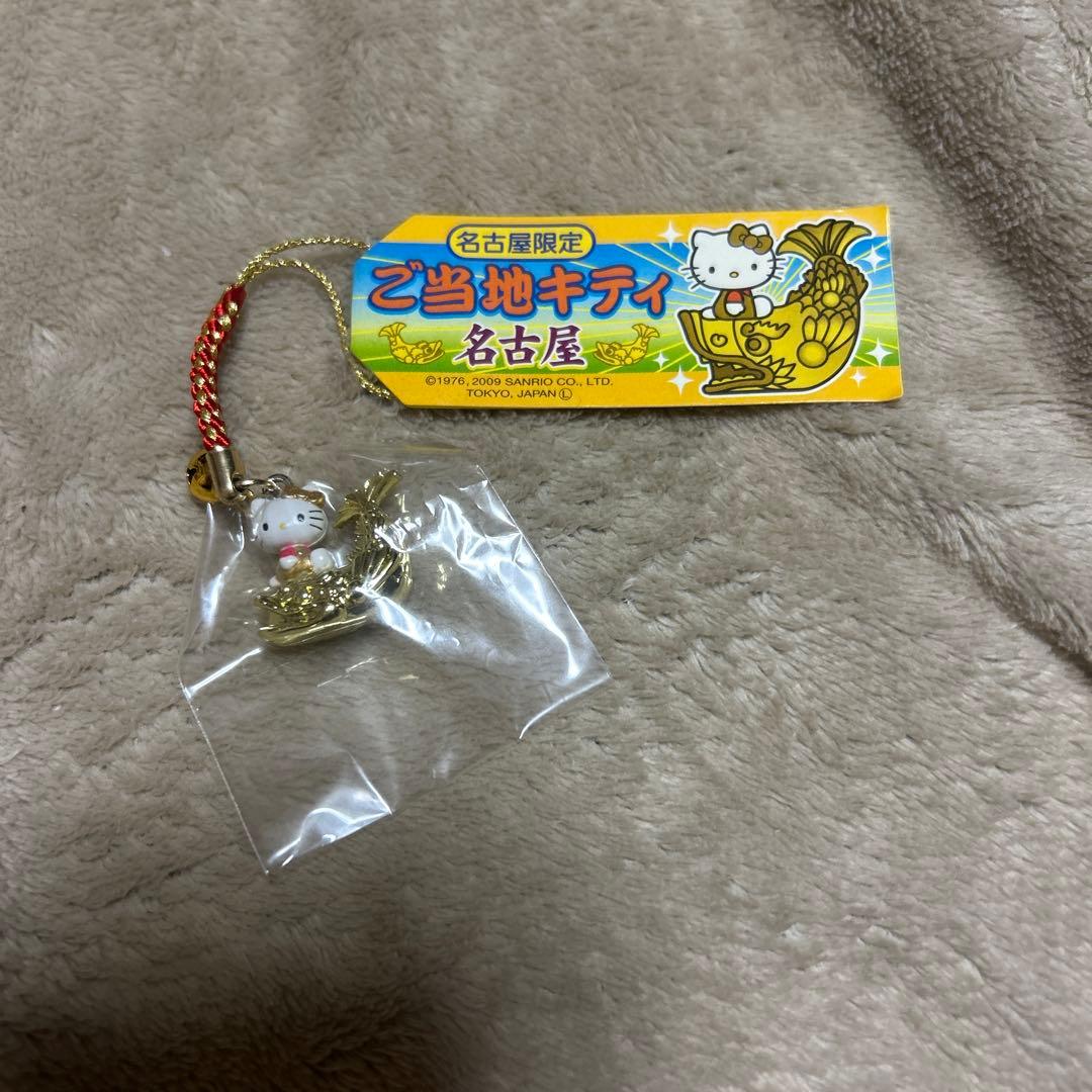ご当地キティ 名古屋 しゃちほこ 金 - メルカリ