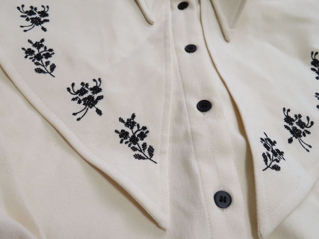 完売品】KUOSE 襟付き ブラウス コーデュロイ - メルカリ