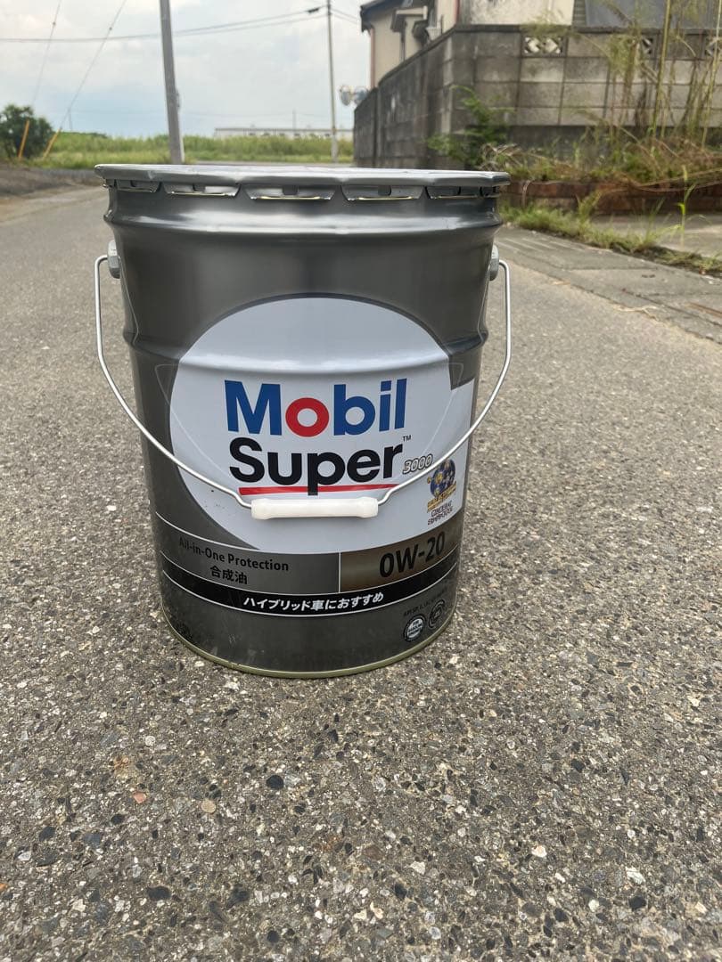 Mobil Super 0W-20 エンジンオイル 20L Amazon | Mobil エンジンオイル スーパー 0W-20 SN/GF5 20L | 車用