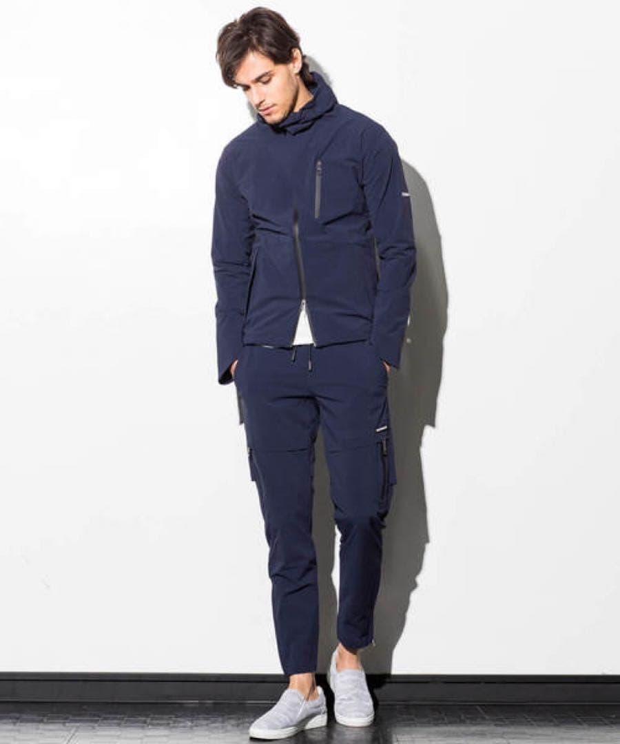 1PIU1UGUALE3 4WAY ストレッチ スタンド ネック ジャケット. - メルカリ