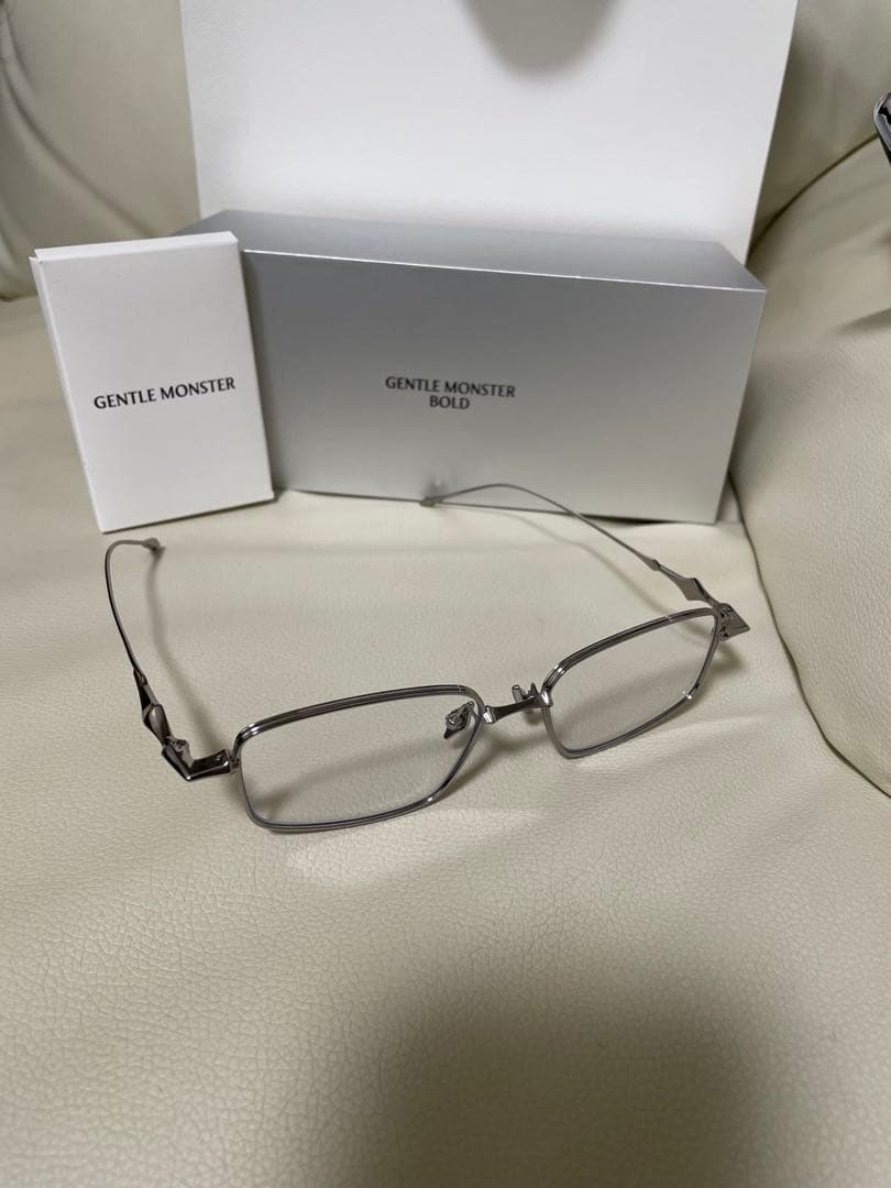 GENTLE MONSTER Atomic 02 リムレスメガネ クリアレンズ org.jpg