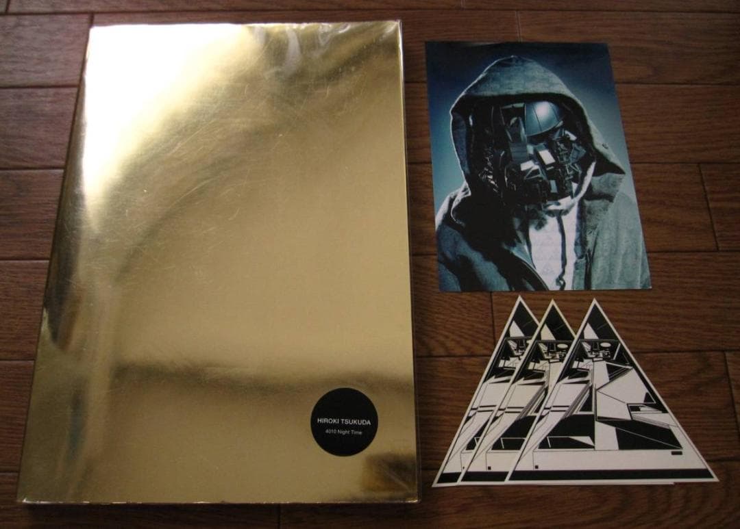 佃弘樹　4010 Night Time　HIROKI TSUKUDA　90部限定 佃弘樹 「The Darkest Hour」 （NANZUKA UNDERGROUND ） ｜Tokyo Art Beat