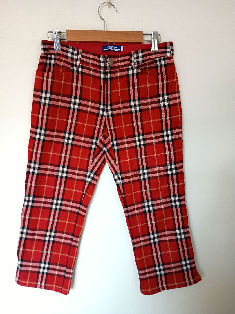 バーバリーブルーレーベル 赤チェック クロップドパンツ 38 - メルカリ