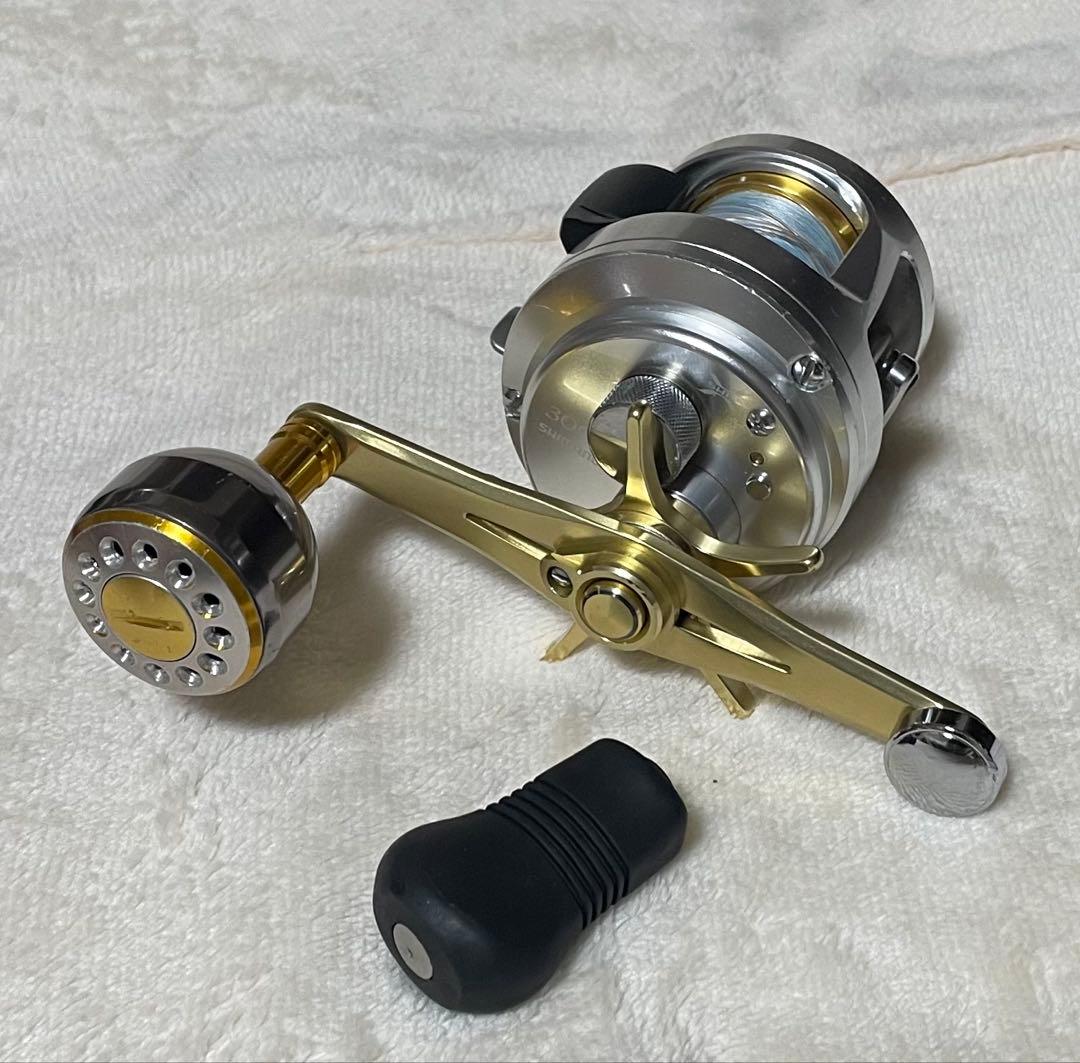 12カルカッタ300F Amazon | シマノ(SHIMANO) 12 カルカッタ301F(左) | シマノ(SHIMANO