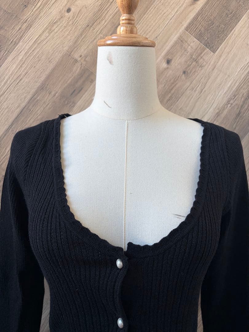 ドルチェアンドガッバーナ リブ編み パールボタン 長袖 ニット