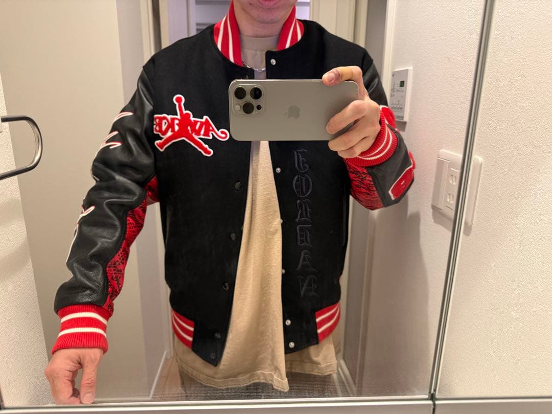 Jordan AwakeNY バーシティJacket S Redスタジャン - メルカリ