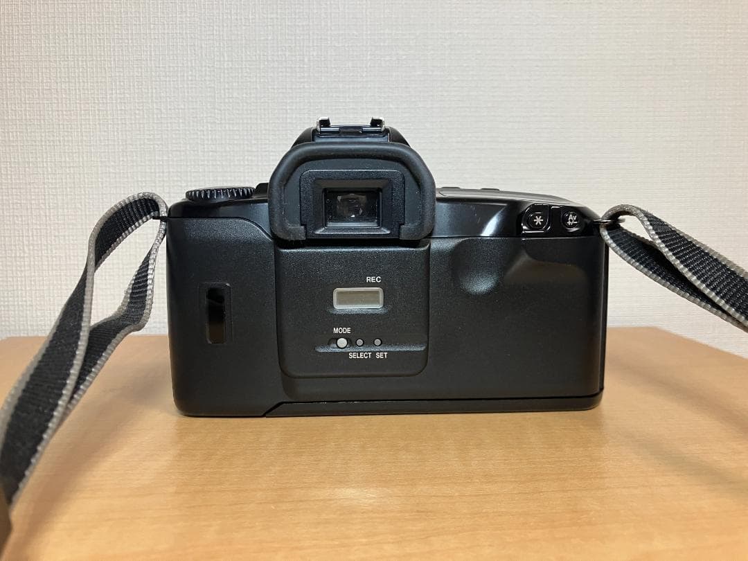 Canon EOS500 フィルム一眼 + EF28-135mm IS USM - メルカリ