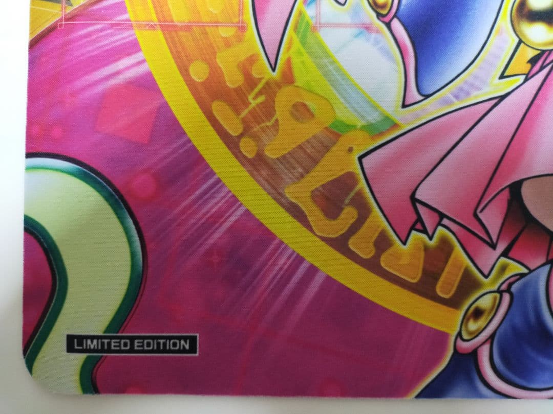 遊戯王 ブラック・マジシャン・ガール&魔法の筒 プレイマット デュエル