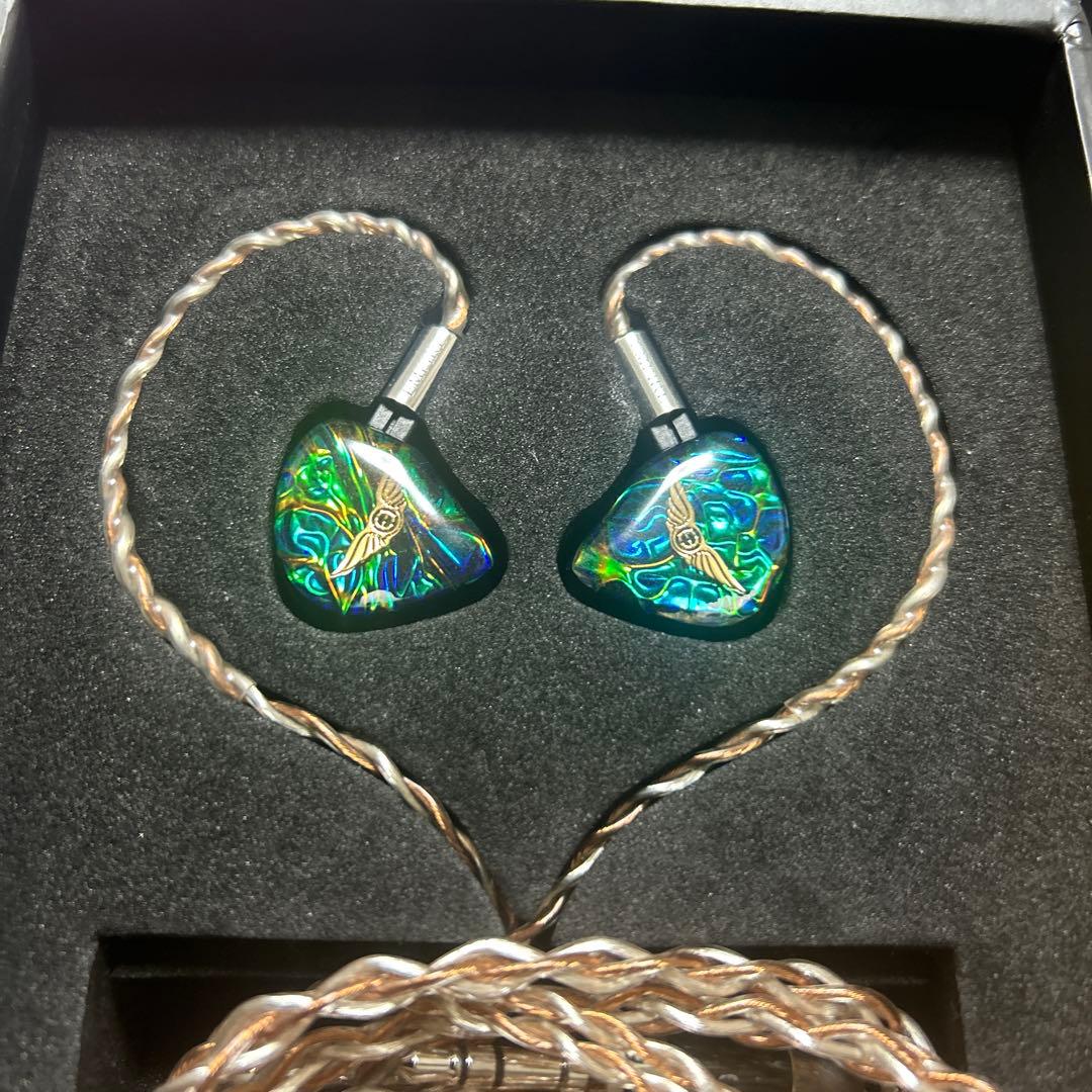 トニー　Empire Ears Valkyrie Empire Ears Valkyrie MKII Tribrid IEMs | Bloom Audio