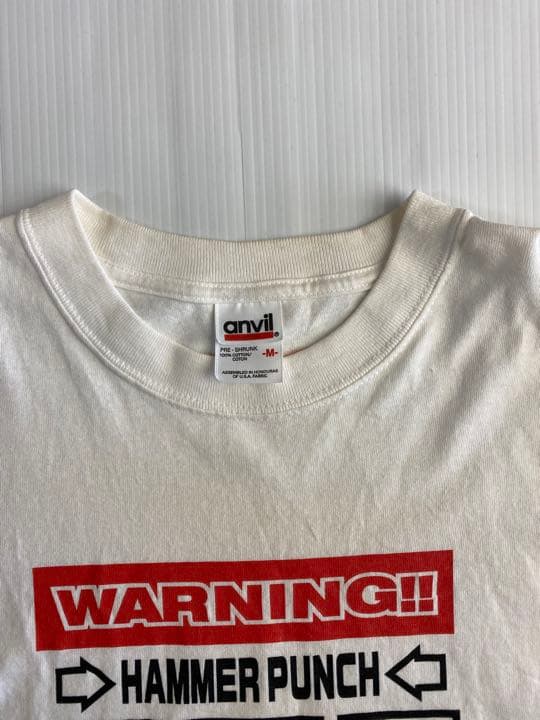 マーク・ハント 直筆サイン入りグローブ/Tシャツ