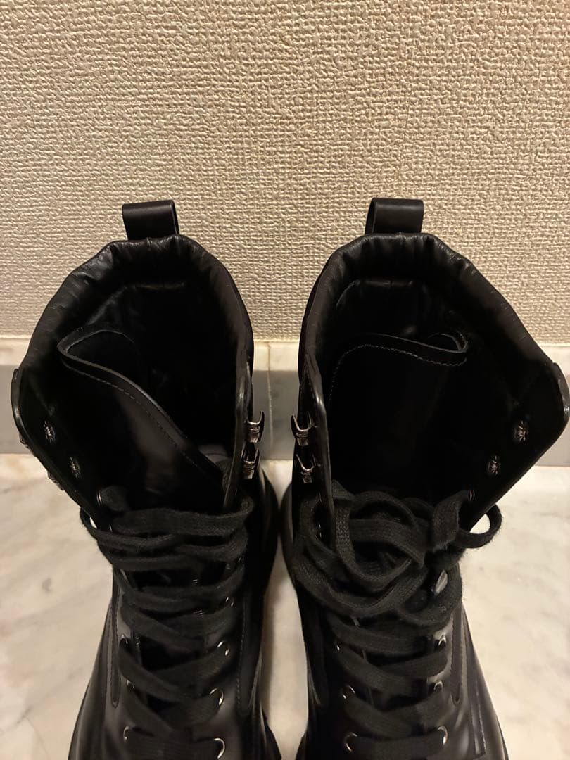 美品】PRADA ブラッシュド コンバット ブーツ 2UE011 サイズ9 - メルカリ