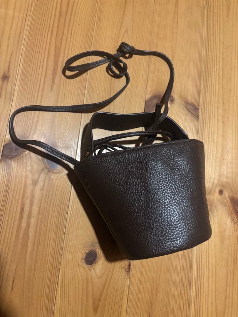 ayakoバッグポタリブラウンレザー巾着型ショルダーバッグCHOCOLATE