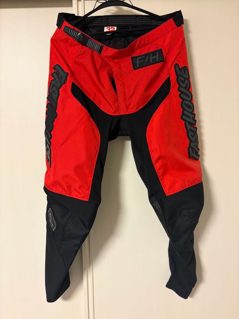Fasthouse モトクロスパンツ 、ジャージ　赤黒 Grindhouse Pant - Red/Black